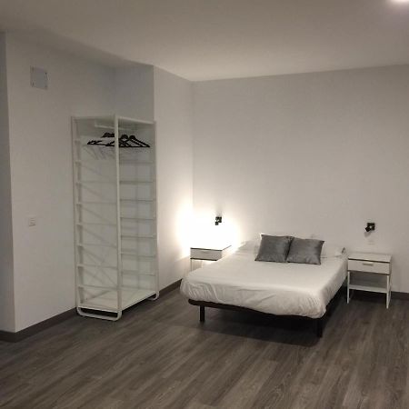 Room And Kitchen Bilbao Luaran gambar