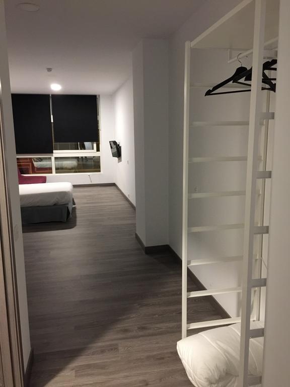 Room And Kitchen Bilbao Luaran gambar