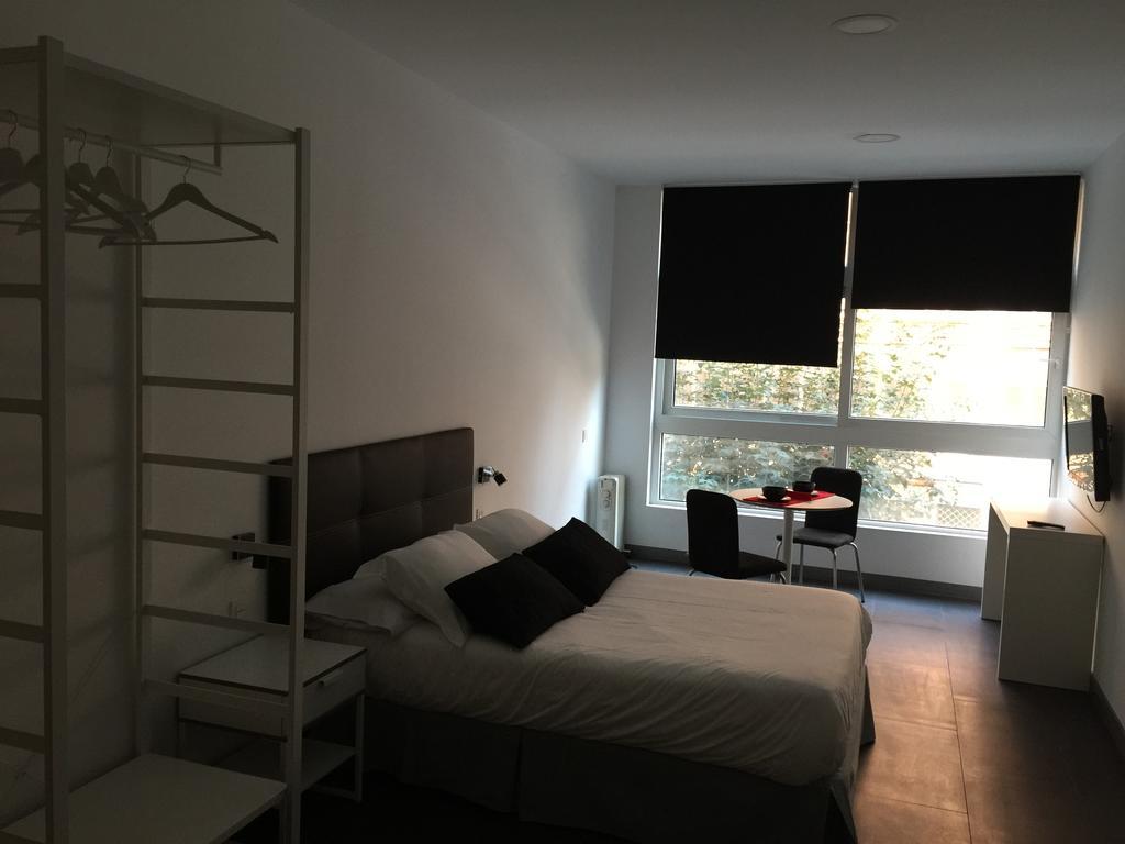 Room And Kitchen Bilbao Luaran gambar