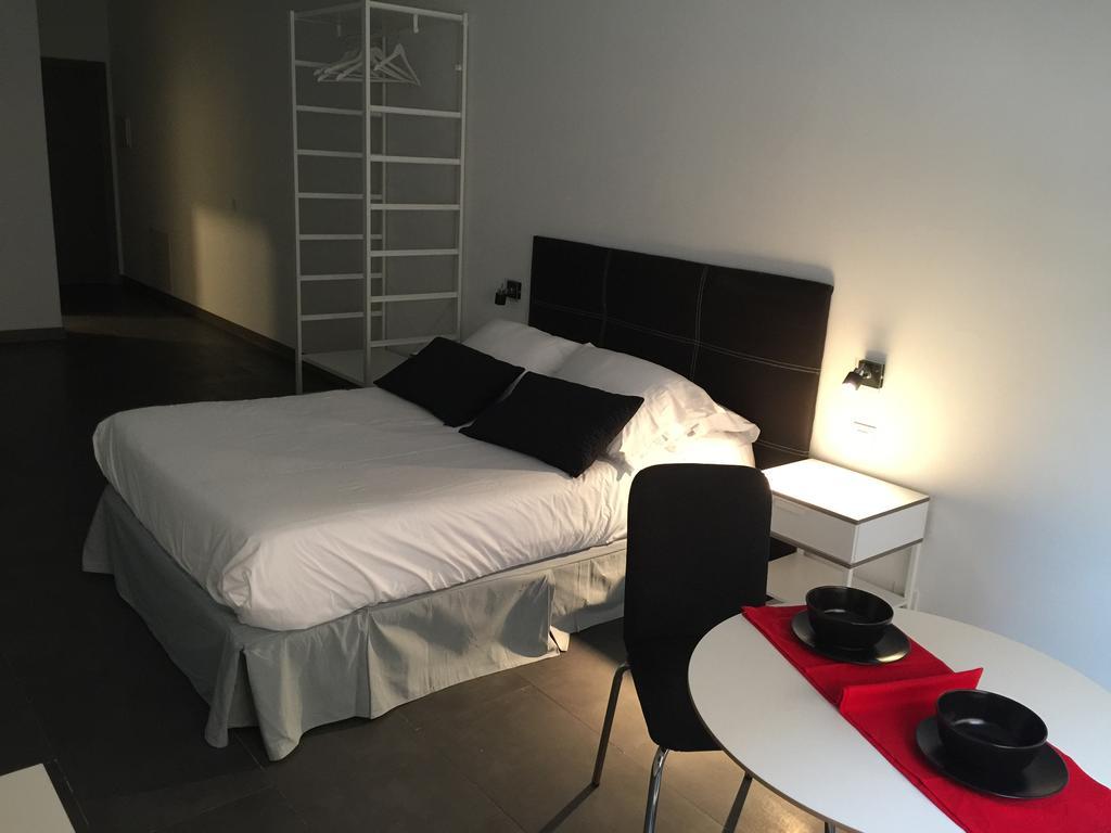 Room And Kitchen Bilbao Luaran gambar
